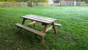 picnic-table